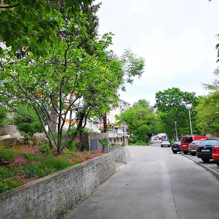 Two Bedroom Biser Apartment